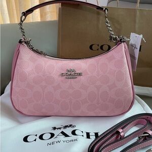 Coach Teri Shoulder Bag In Signature Canvas CA933